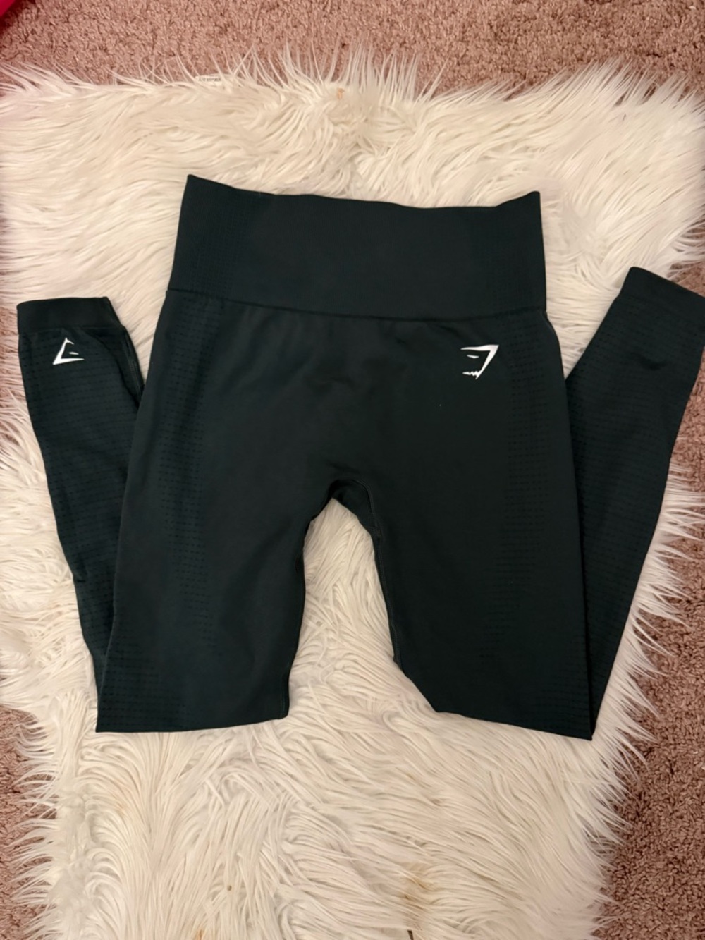 Gymshark Black Seamless High-Waist Leggings with White Logo